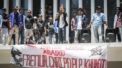East Timor Cancels Proposal to Grant Complimentary Vehicles for Lawmakers In Response to Large-Scale Demonstrations
