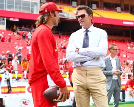 The NFL legend ignites fan criticism as being spotted in Vegas team booth