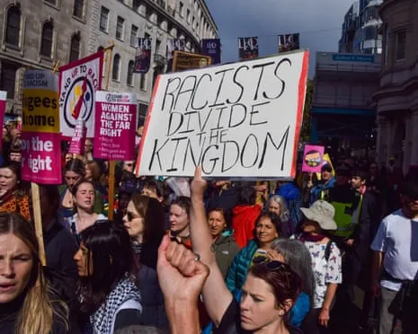 UK Faces 'Clash of This Era' Following Extremist Rally, Says Keir Starmer