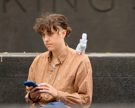 Individuals grant me a wide berth’: This unusual week of wearing shoulder pals